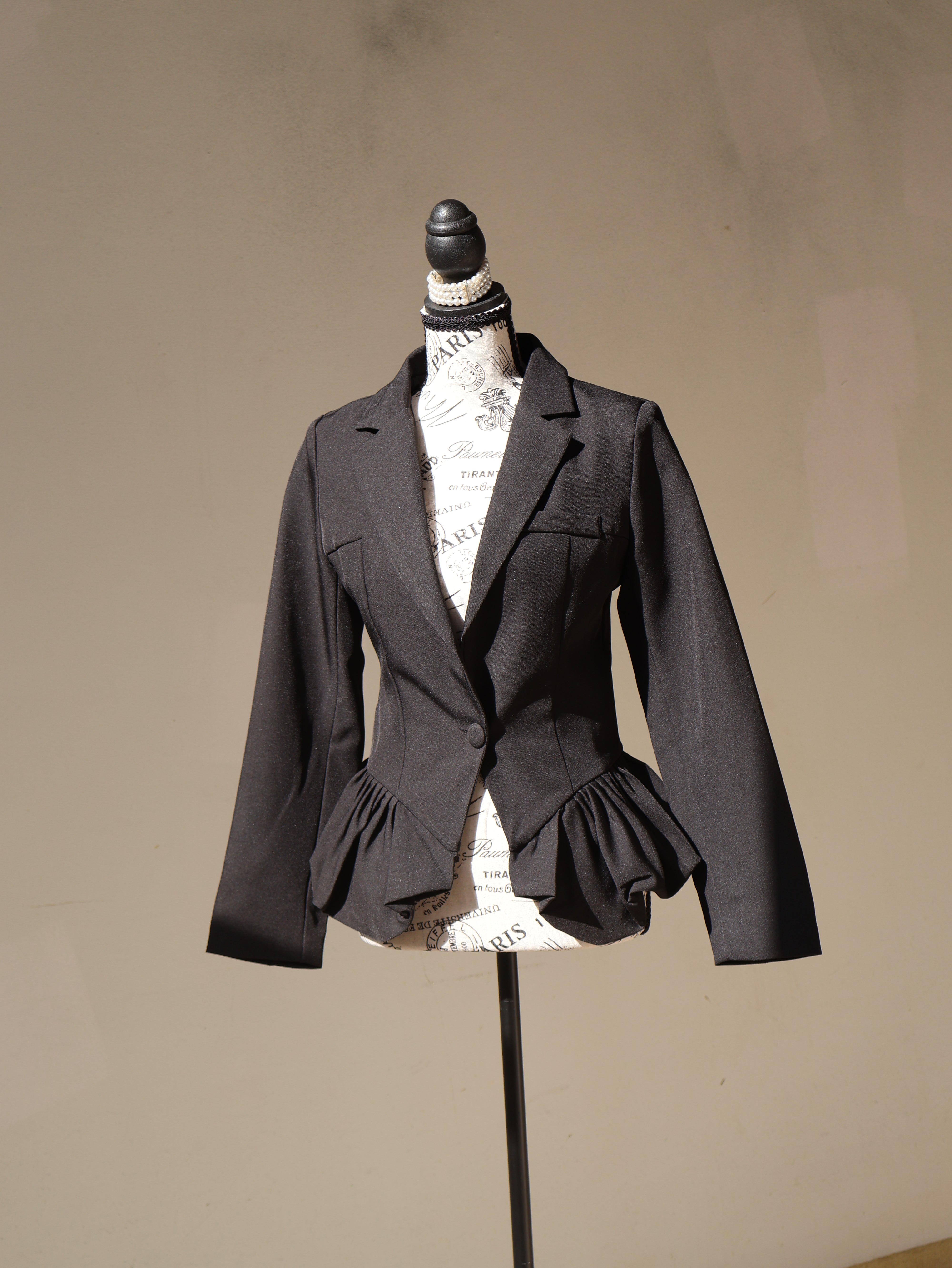 Elegant Peplum Waist Blazer